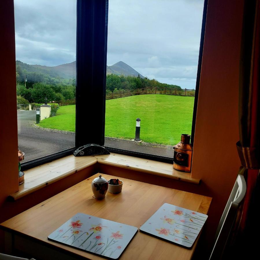Bed and Breakfast Ros Na Gcloch Westport Exteriér fotografie